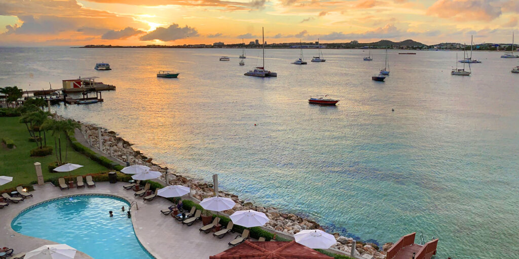 Webcam Nogales: A Real-Time Window into Border Life webcam nogales